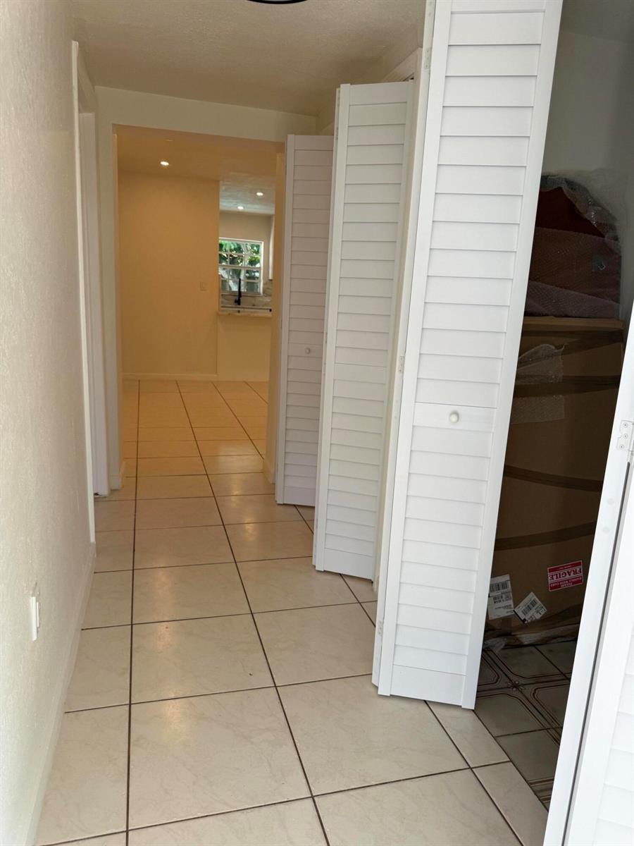 7820 4 / 3 1641 sq. ft. $ 2026-08-23 0 foto