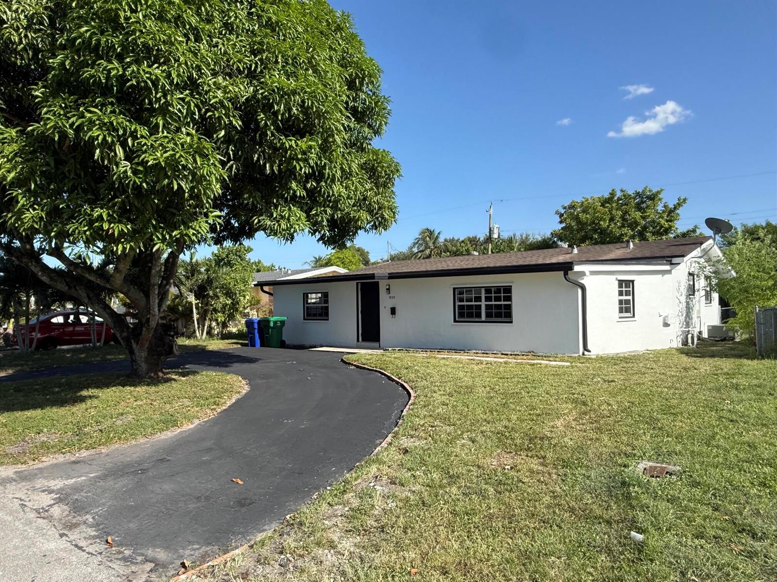 7820 4 / 3 1641 sq. ft. $ 2026-08-23 0 foto