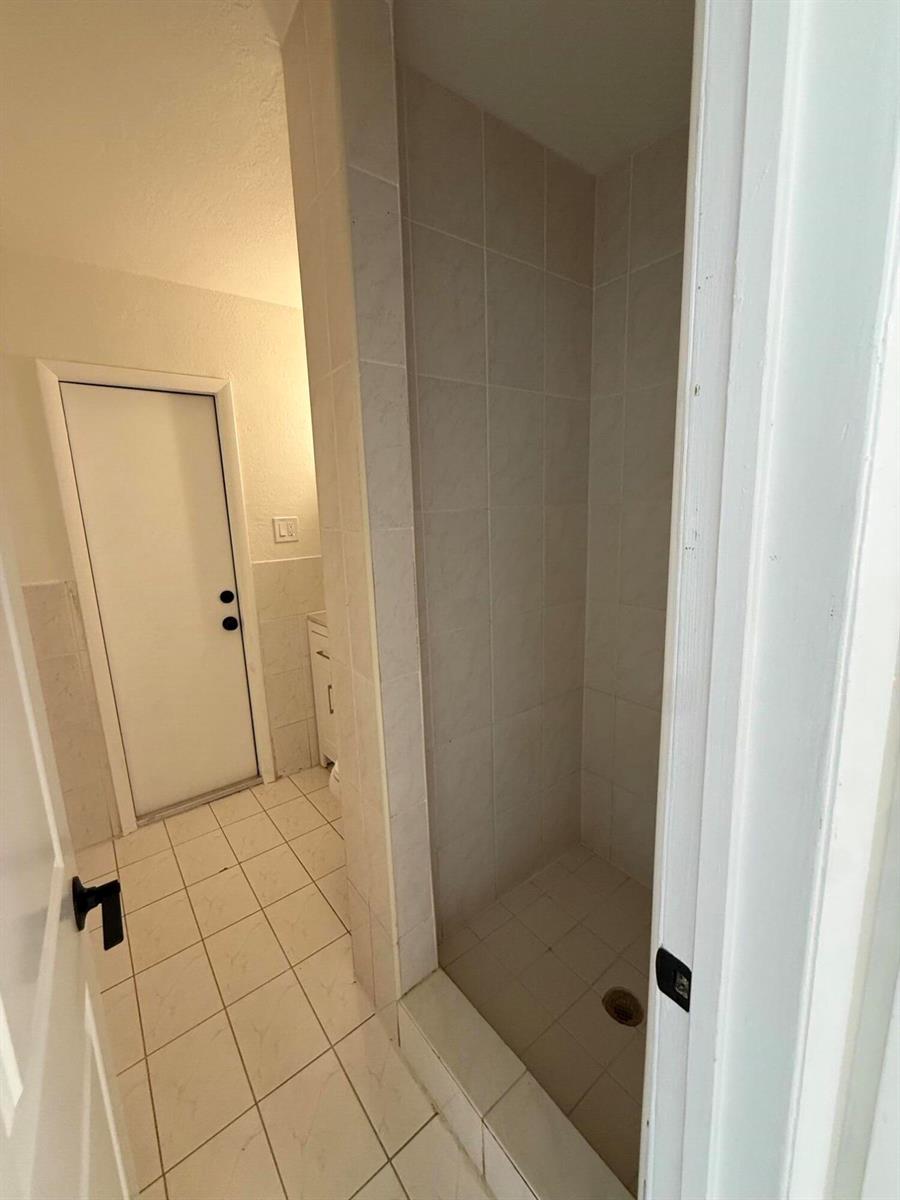 7820 4 / 3 1641 sq. ft. $ 2026-08-23 0 foto