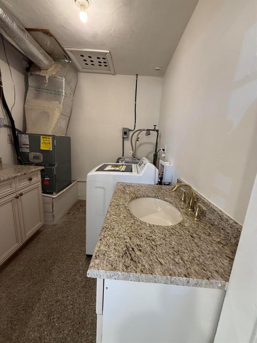7820 4 / 3 1641 sq. ft. $ 2026-08-23 0 foto