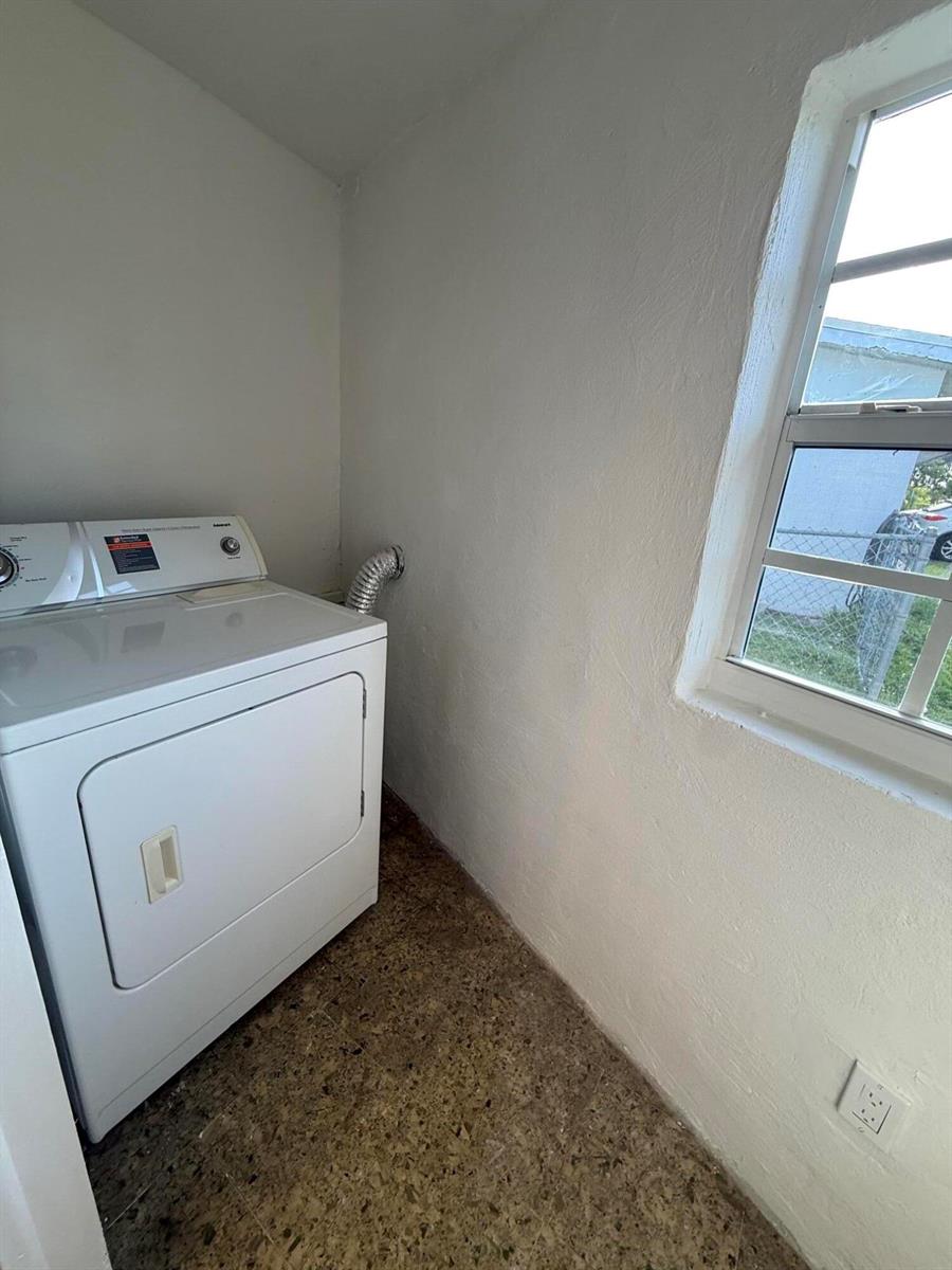 7820 4 / 3 1641 sq. ft. $ 2026-08-23 0 foto