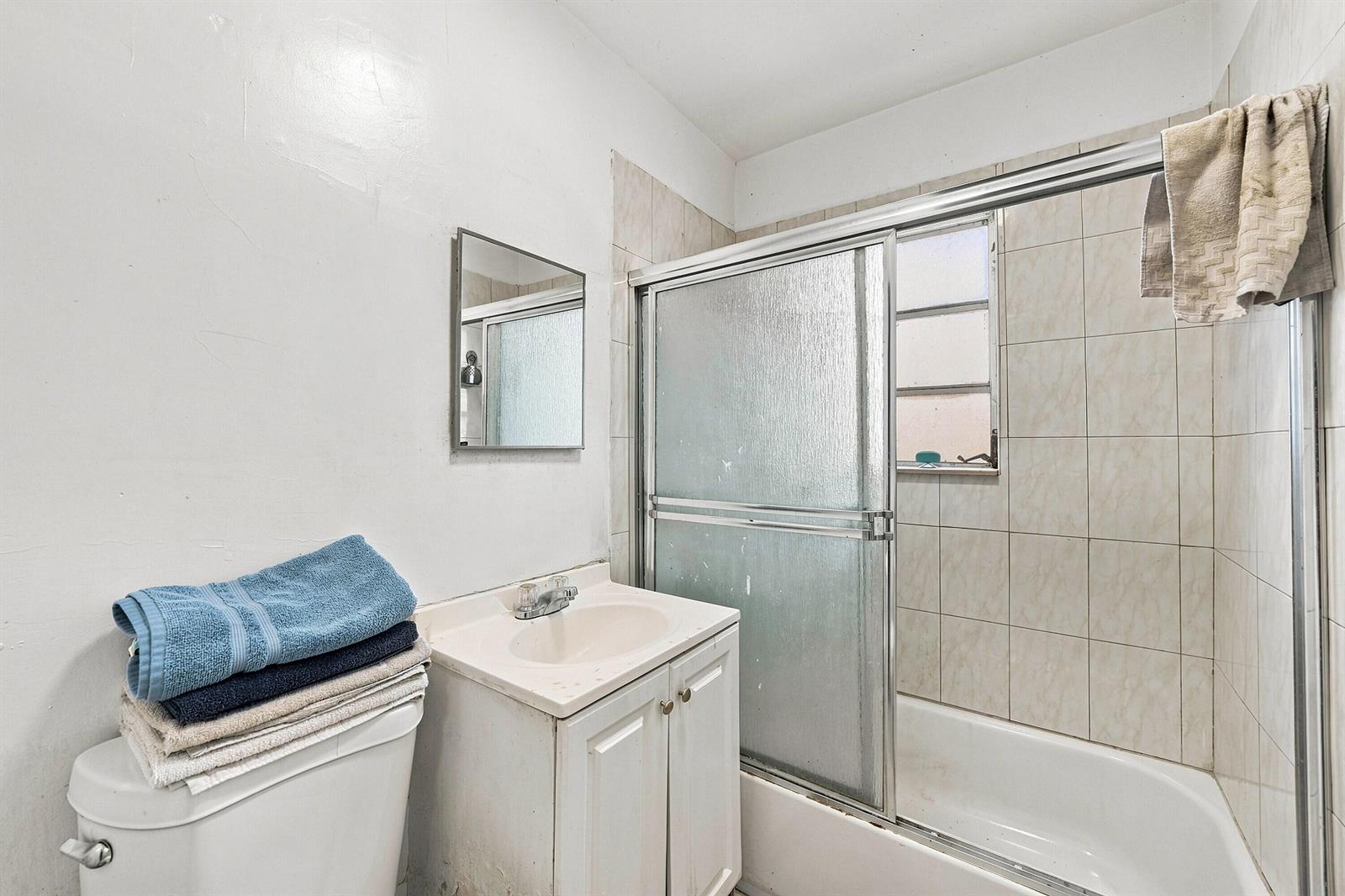   / 0 2188 sq. ft. $ 2026-08-23 0 foto