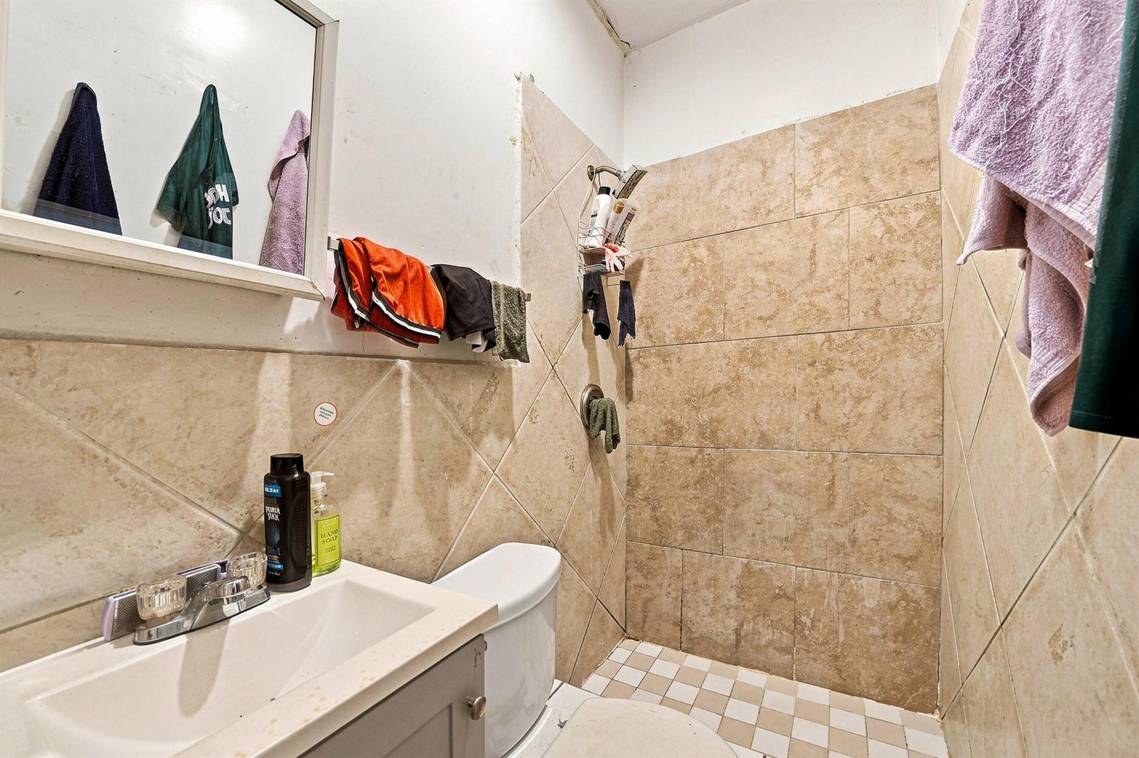   / 0 2188 sq. ft. $ 2026-08-23 0 foto