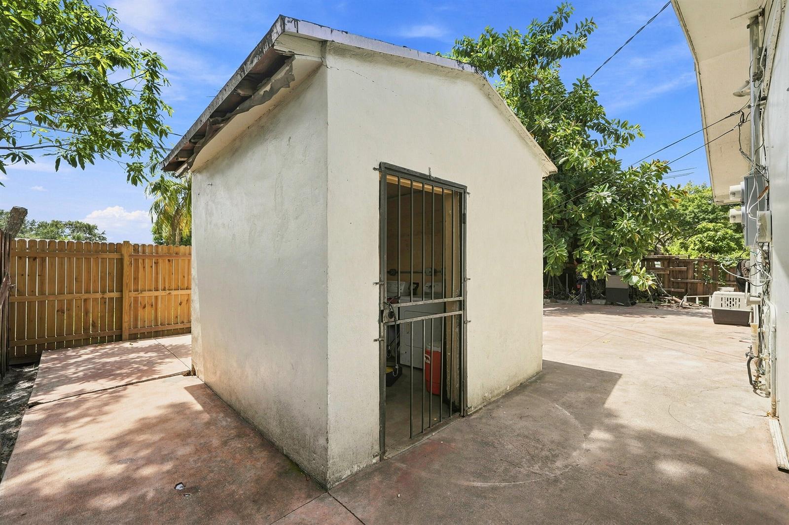   / 0 2188 sq. ft. $ 2026-08-23 0 foto