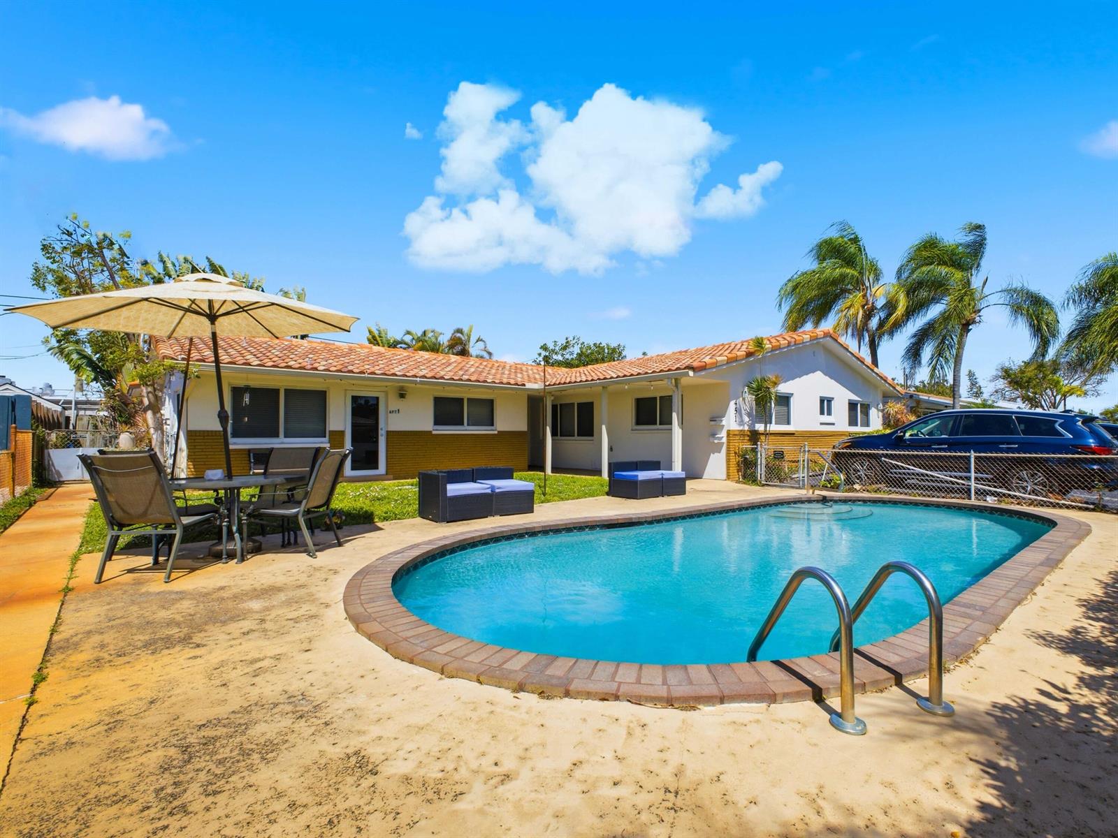 A-B  / 0 2826 sq. ft. $ 2026-08-23 0 foto