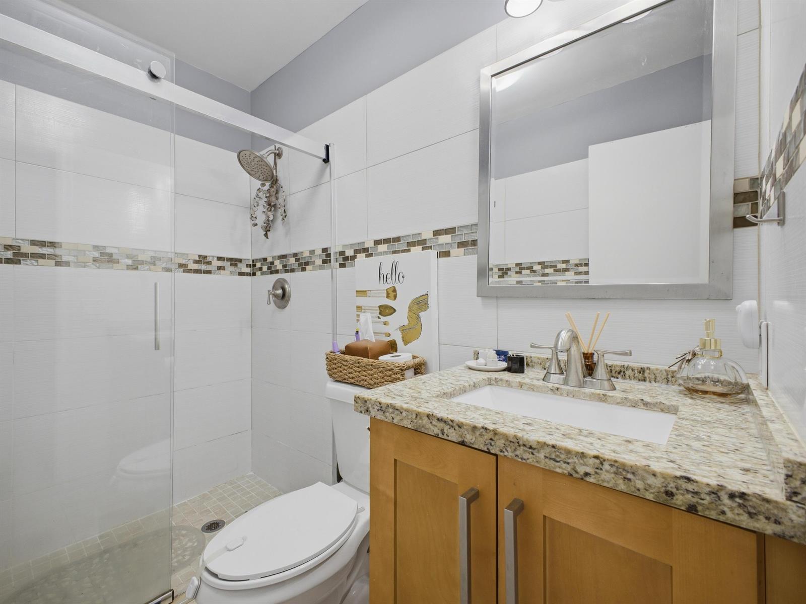 A-B  / 0 2826 sq. ft. $ 2026-08-23 0 foto