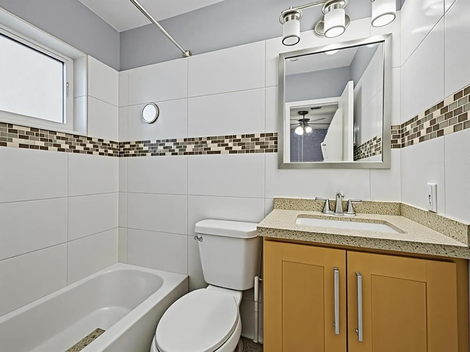 A-B  / 0 2826 sq. ft. $ 2026-08-23 0 foto
