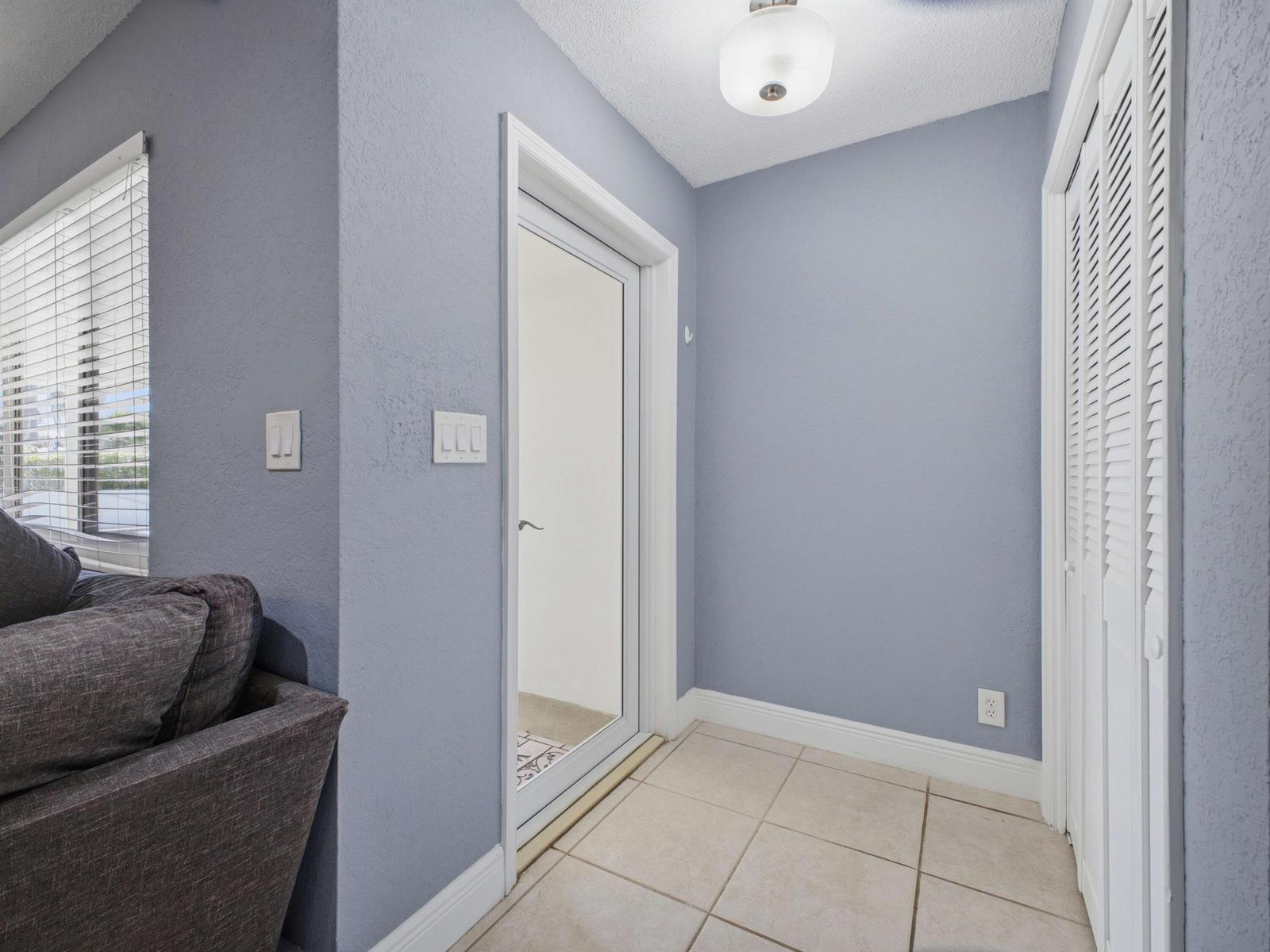 A-B  / 0 2826 sq. ft. $ 2026-08-23 0 foto