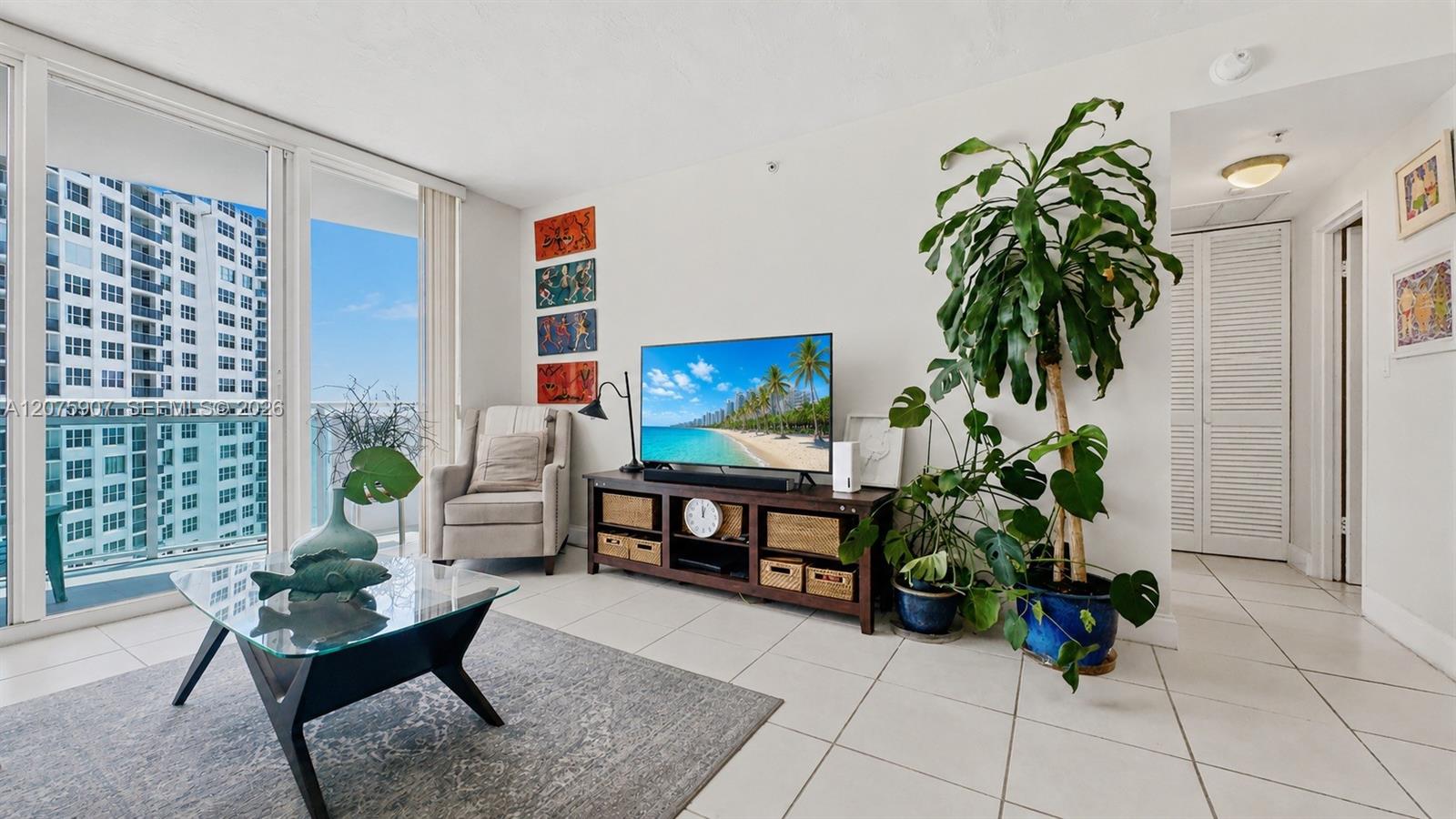 Photo of 3001 Ocean Dr  #947, Hollywood, Florida, 33019 - 