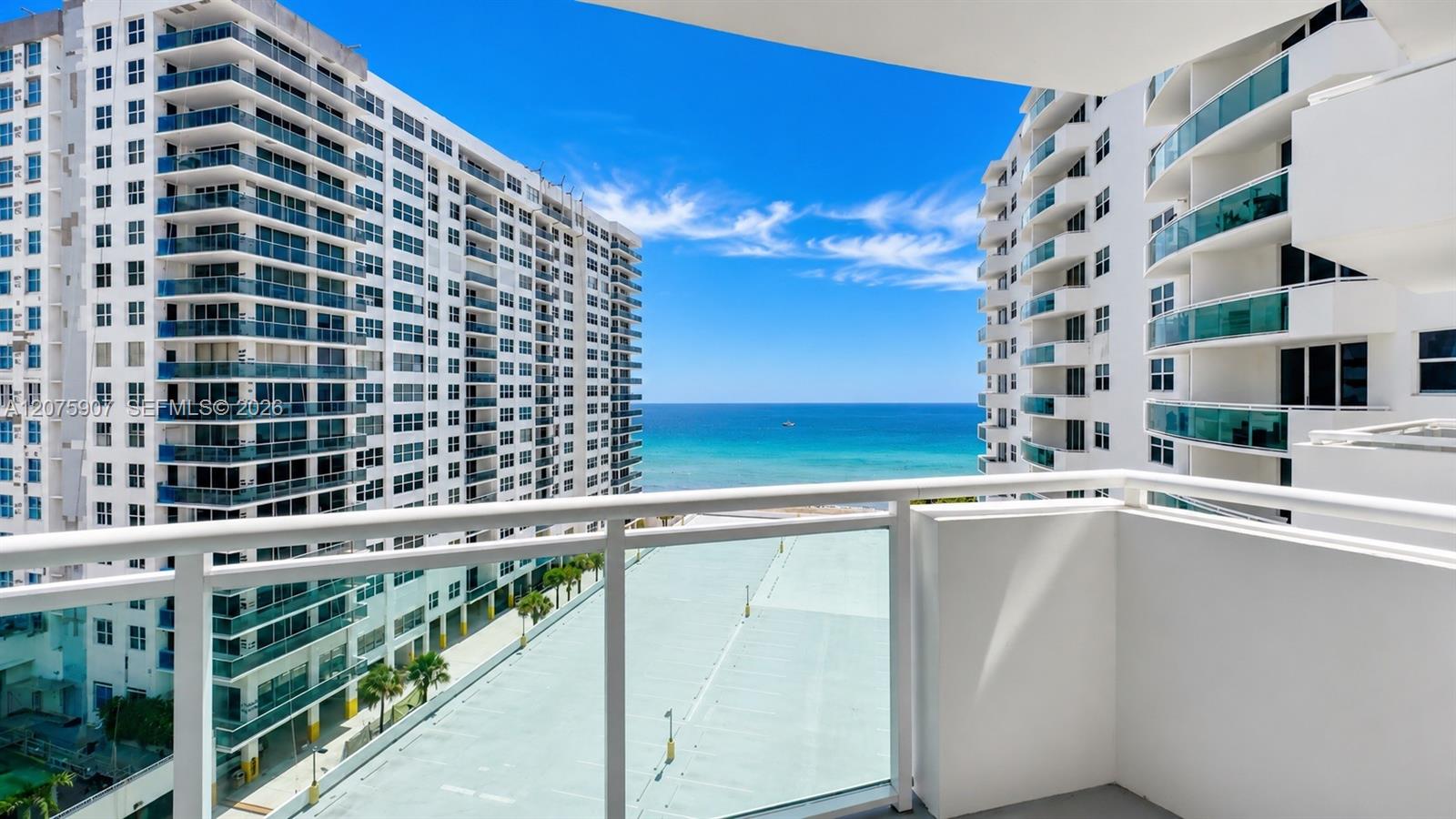 Photo of 3001 Ocean Dr  #947, Hollywood, Florida, 33019 - 