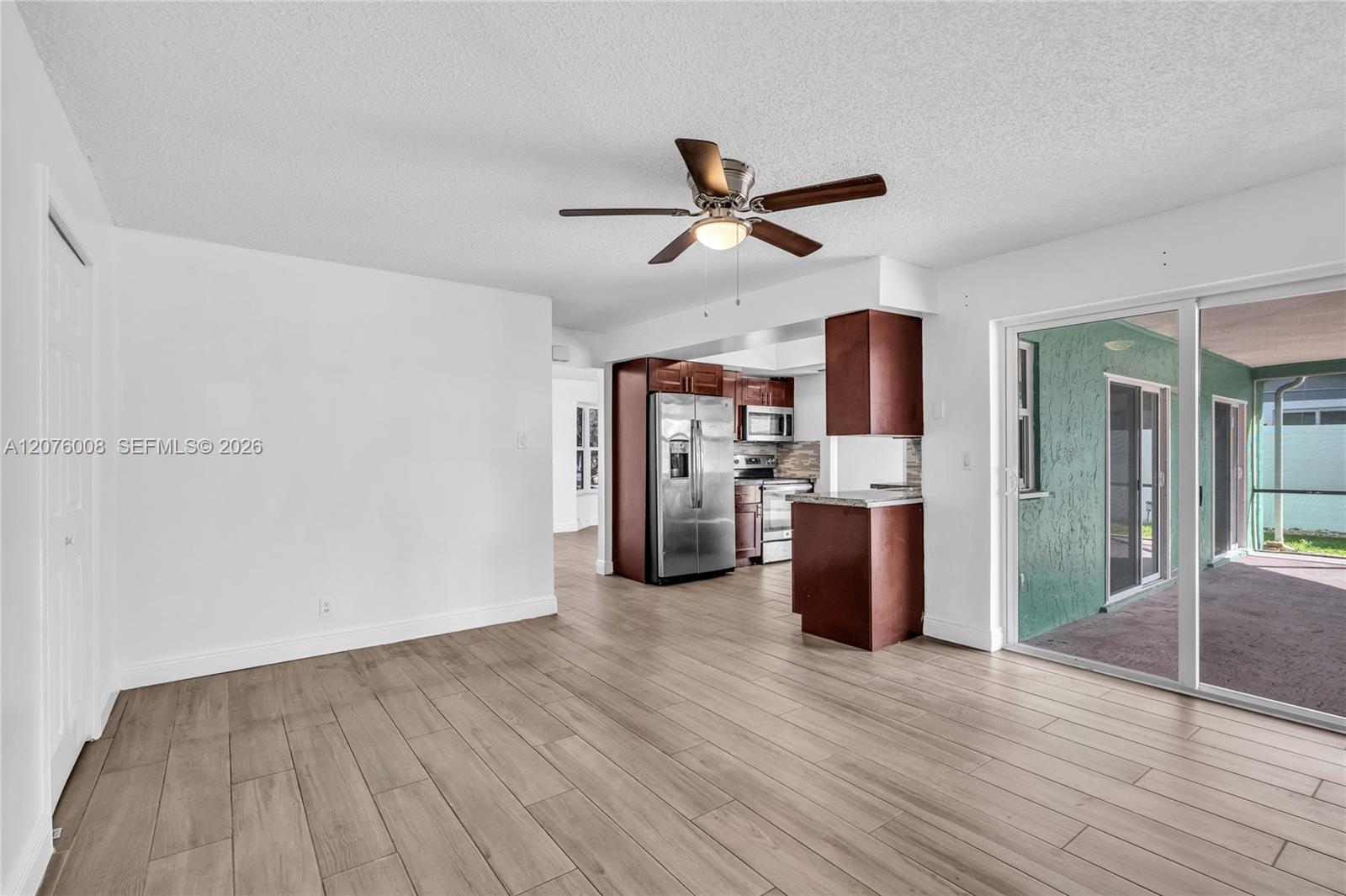257 4 / 2 1624 sq. ft. $ 2026-08-22 0 foto