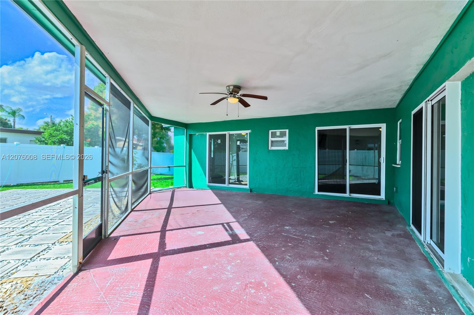 257 4 / 2 1624 sq. ft. $ 2026-08-22 0 foto