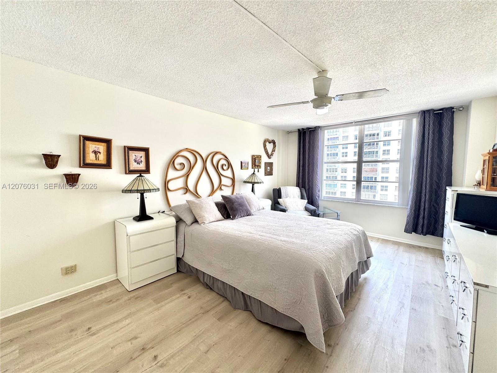 Ver detalles 1110 2 / 2 1070 sq. ft. $ 2026-08-22 0 foto