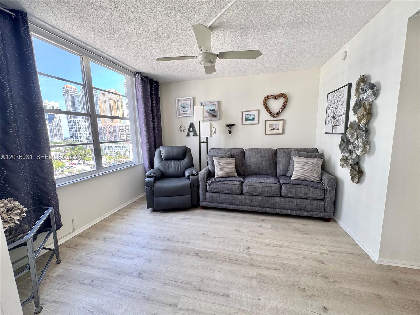 Ver detalles 1110 2 / 2 1070 sq. ft. $ 2026-08-22 0 foto