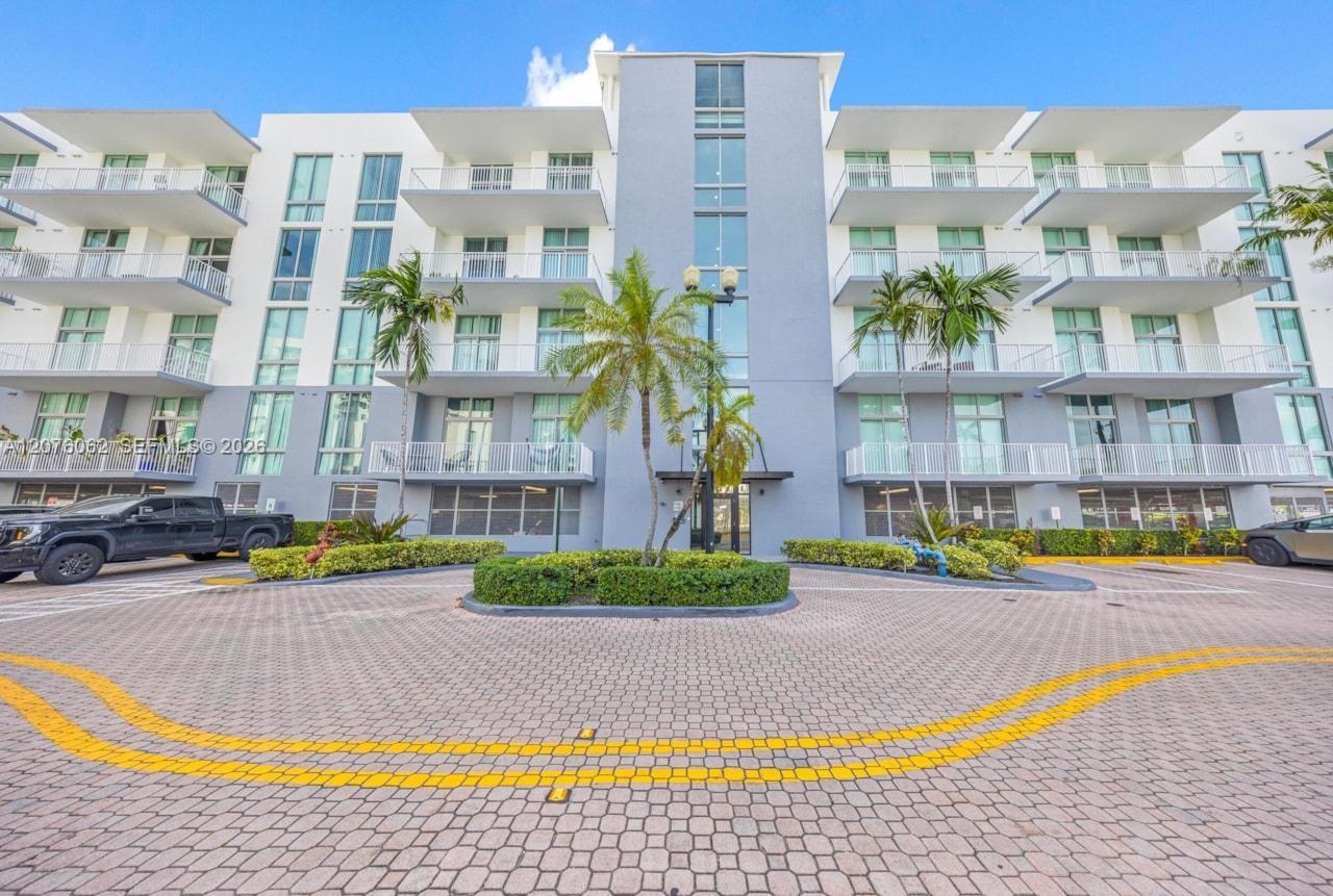 Photo of 2100 Van Buren St #216, Hollywood, Florida, 33020 -