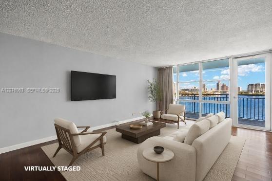 901 2 / 2 1488 sq. ft. $ 2026-08-22 0 foto