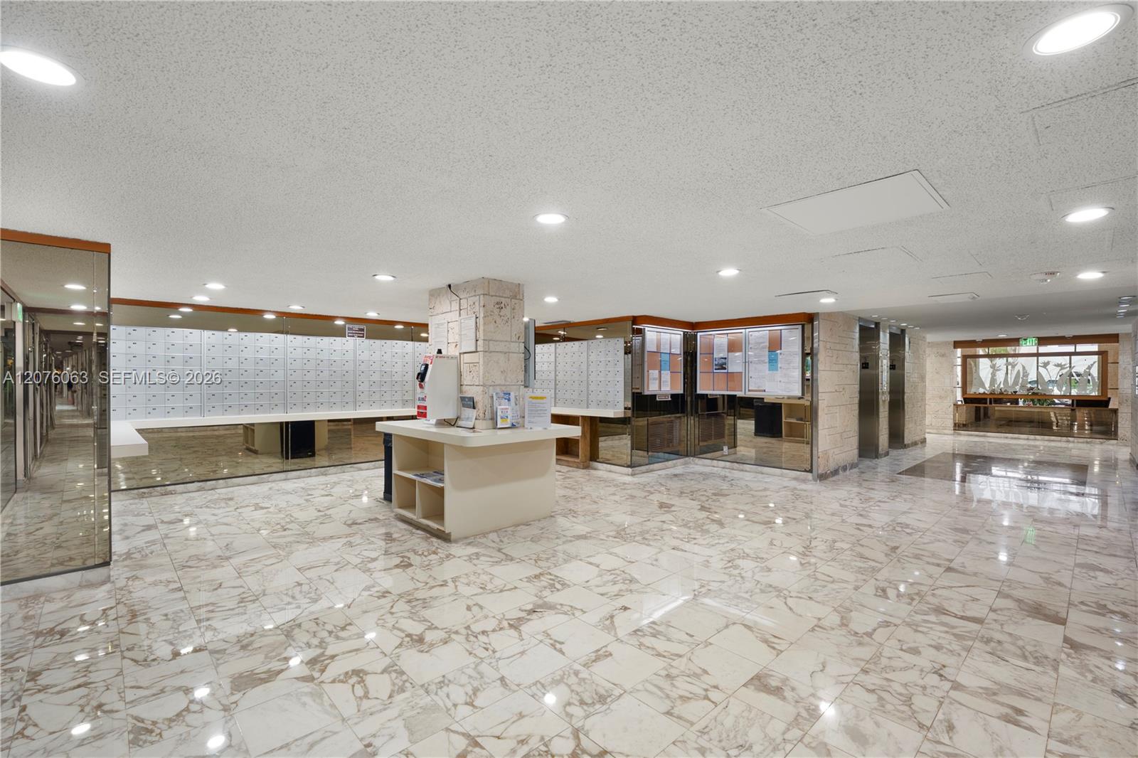 901 2 / 2 1488 sq. ft. $ 2026-08-22 0 foto
