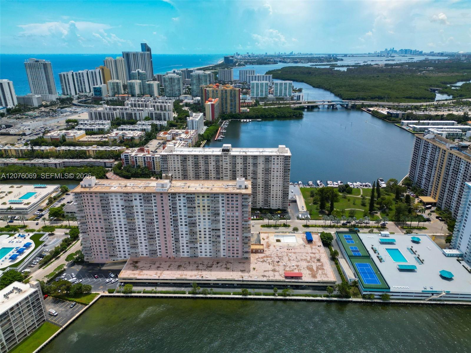 See details 2304 3 / 3 1890 sq. ft. $ 2026-08-22 0 Photo