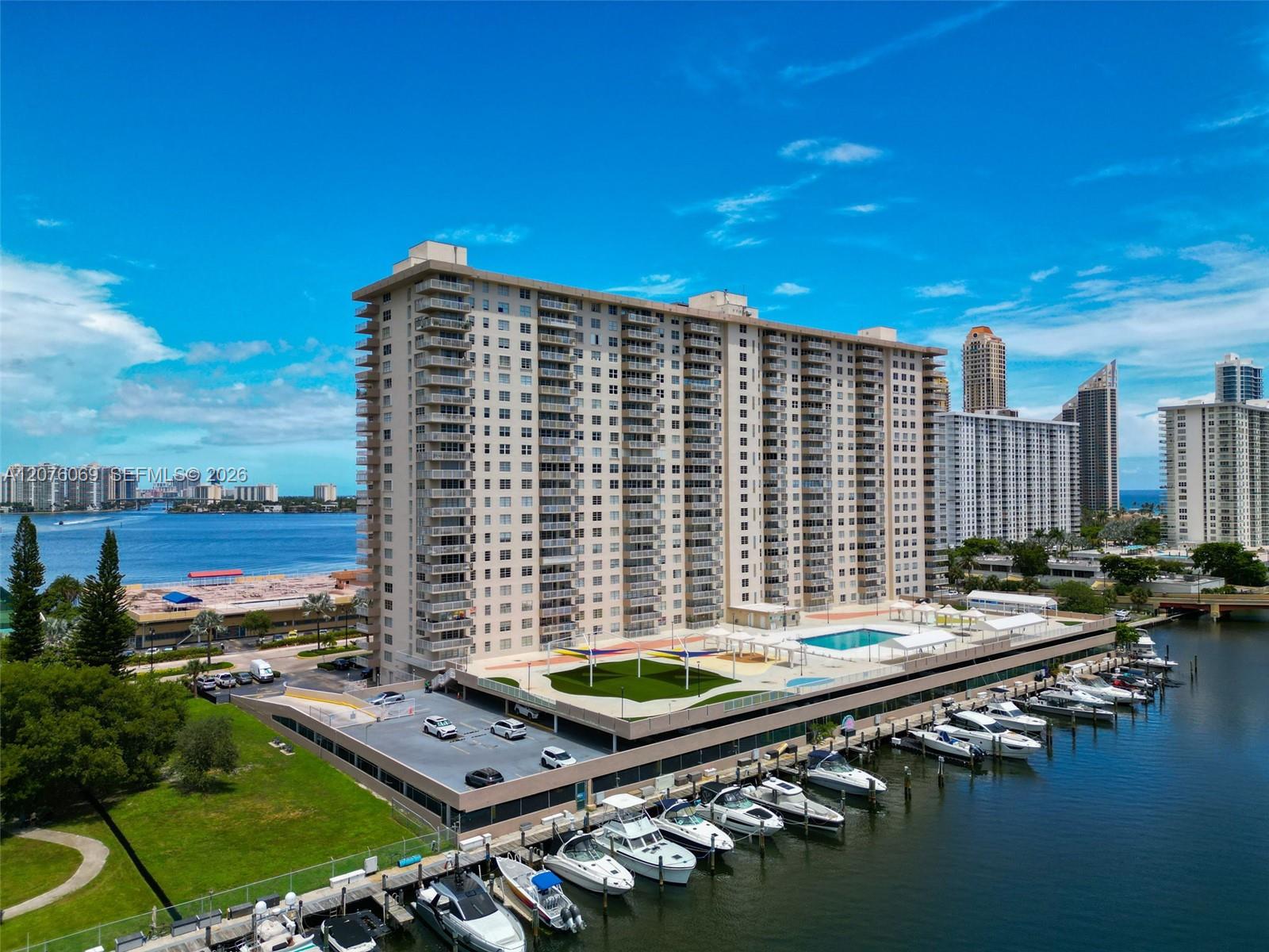 See details 2304 3 / 3 1890 sq. ft. $ 2026-08-22 0 Photo