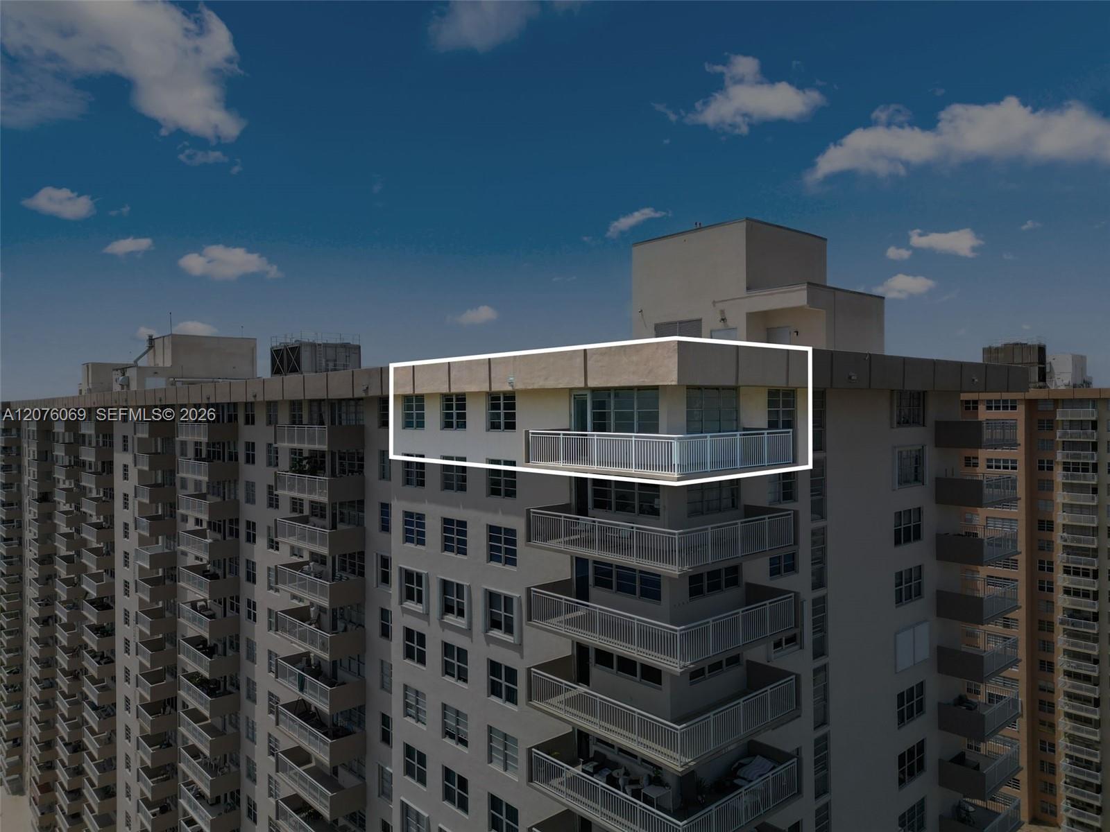 See details 2304 3 / 3 1890 sq. ft. $ 2026-08-22 0 Photo