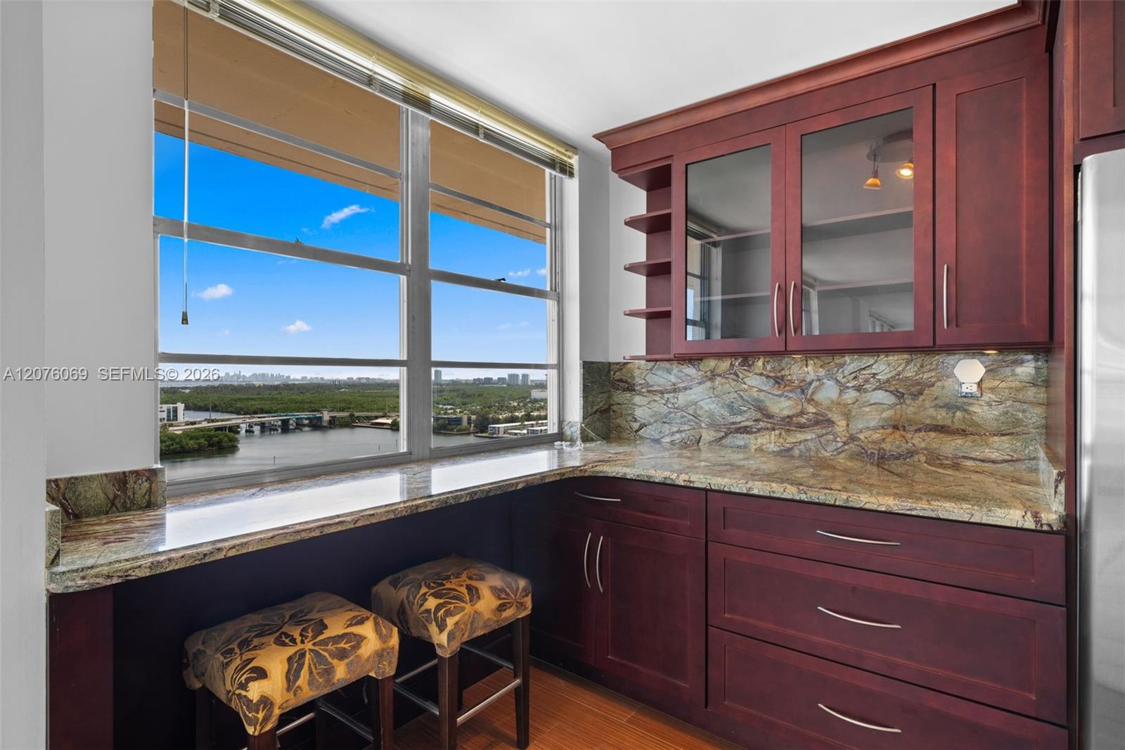 See details 2304 3 / 3 1890 sq. ft. $ 2026-08-22 0 Photo