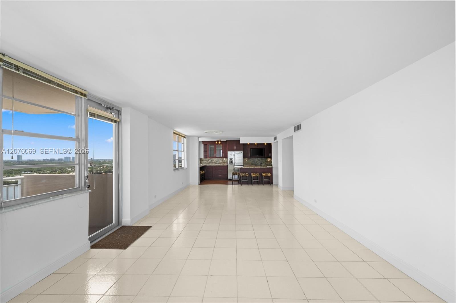 See details 2304 3 / 3 1890 sq. ft. $ 2026-08-22 0 Photo