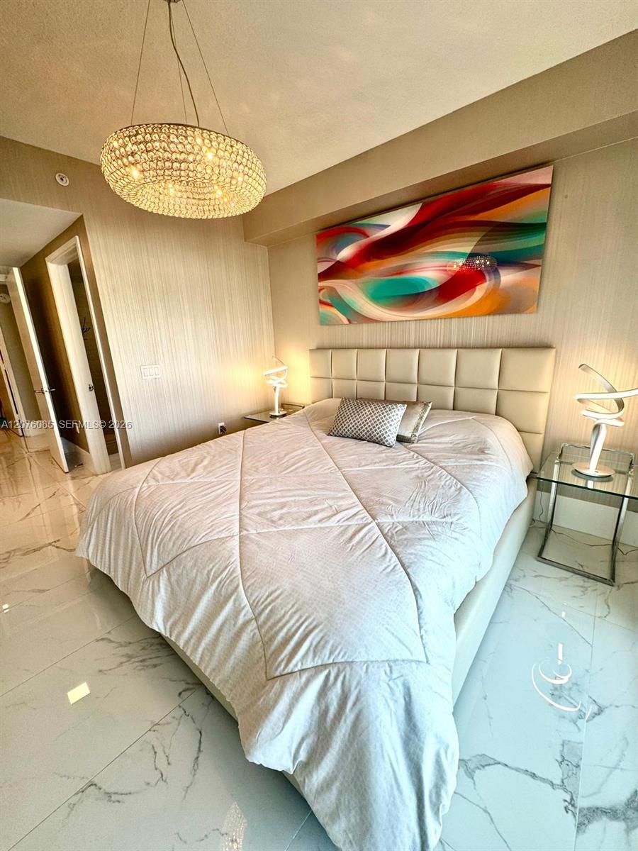 Ver detalles 5-1001 3 / 4 1892 sq. ft. $ 2026-08-22 0 foto