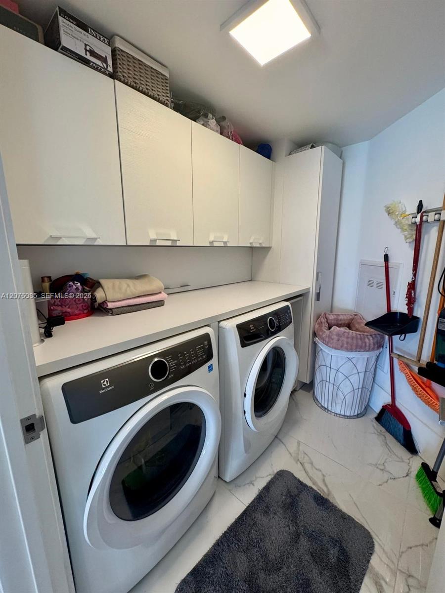 Ver detalles 5-1001 3 / 4 1892 sq. ft. $ 2026-08-22 0 foto