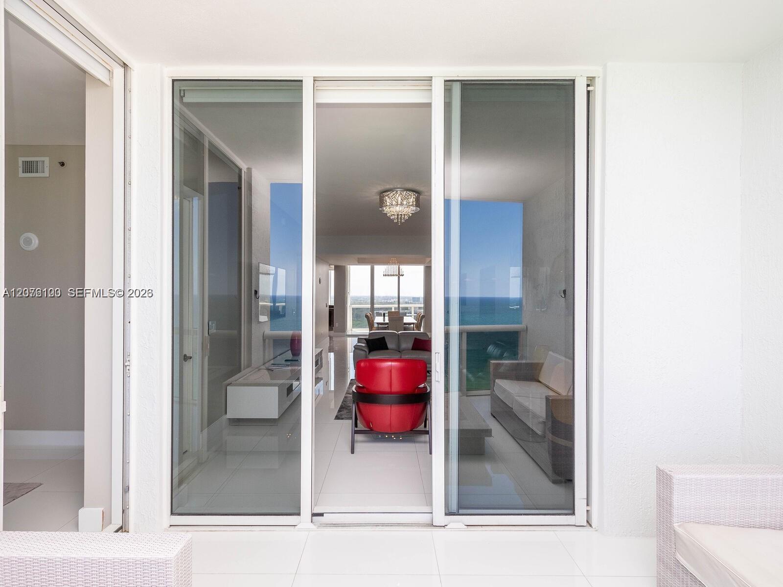 2504 3 / 4 2327 sq. ft. $ 2026-08-22 0 Photo