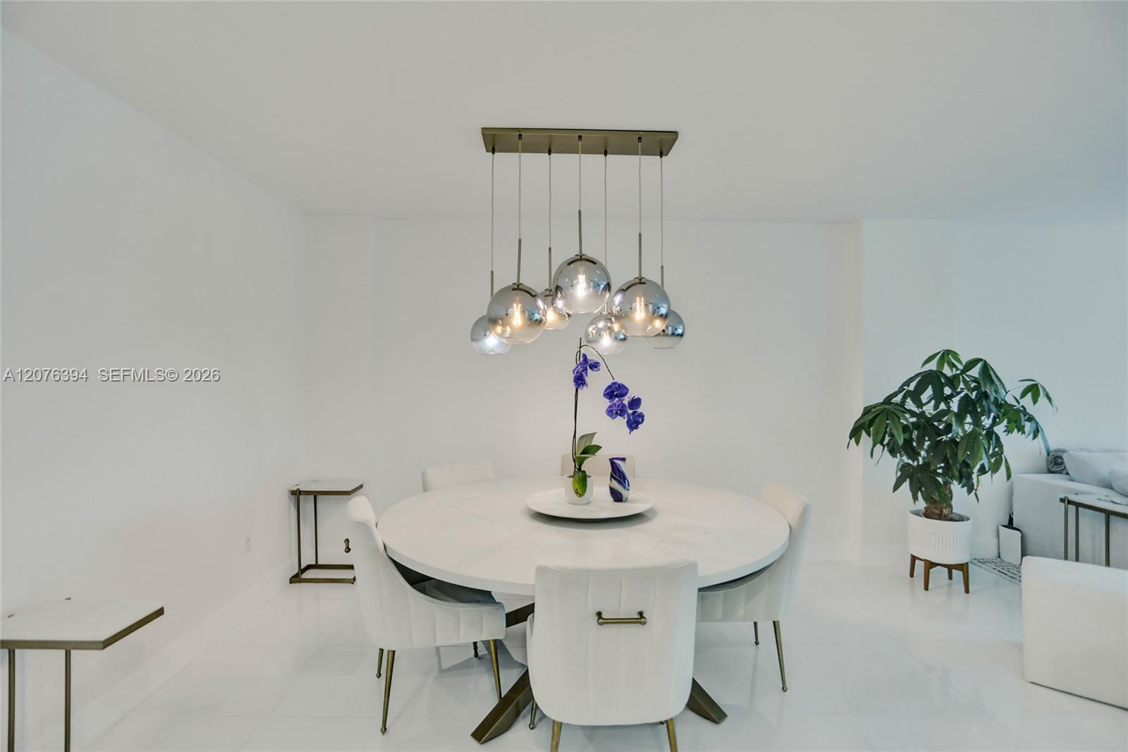 1924 2 / 2 1220 sq. ft. $ 2026-08-24 0 Photo