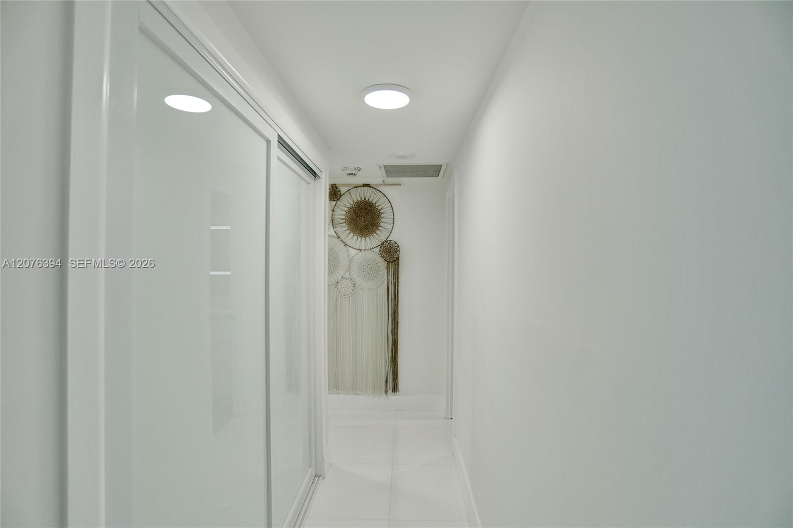 1924 2 / 2 1220 sq. ft. $ 2026-08-24 0 Photo