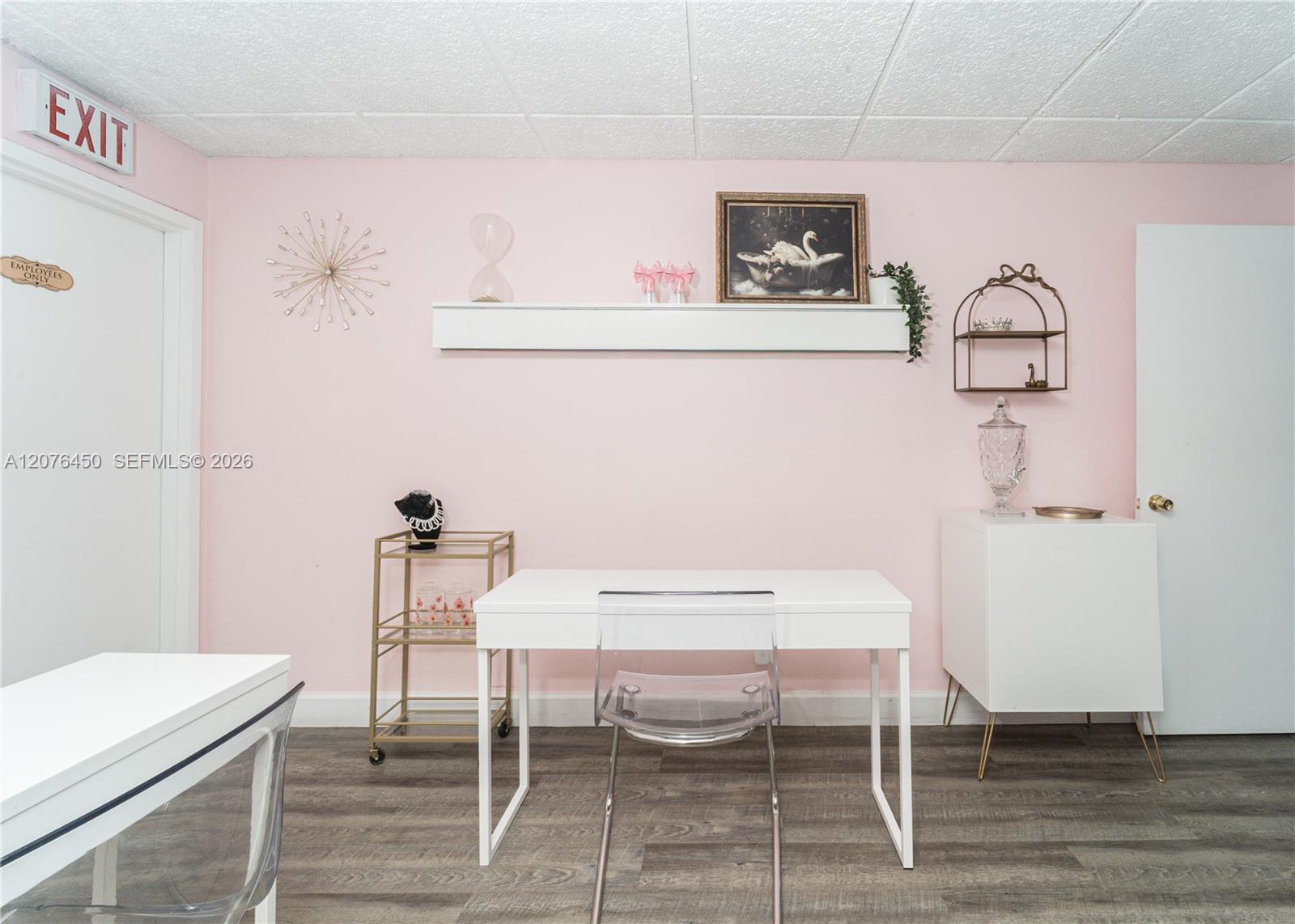 See details / sq. ft. $ 2026-08-24 0 Photo