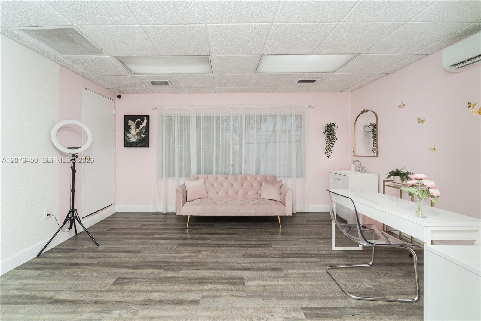 See details / sq. ft. $ 2026-08-24 0 Photo