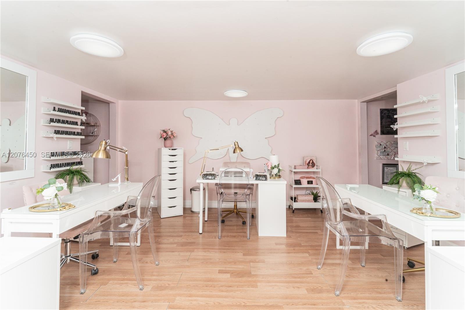 See details / sq. ft. $ 2026-08-24 0 Photo