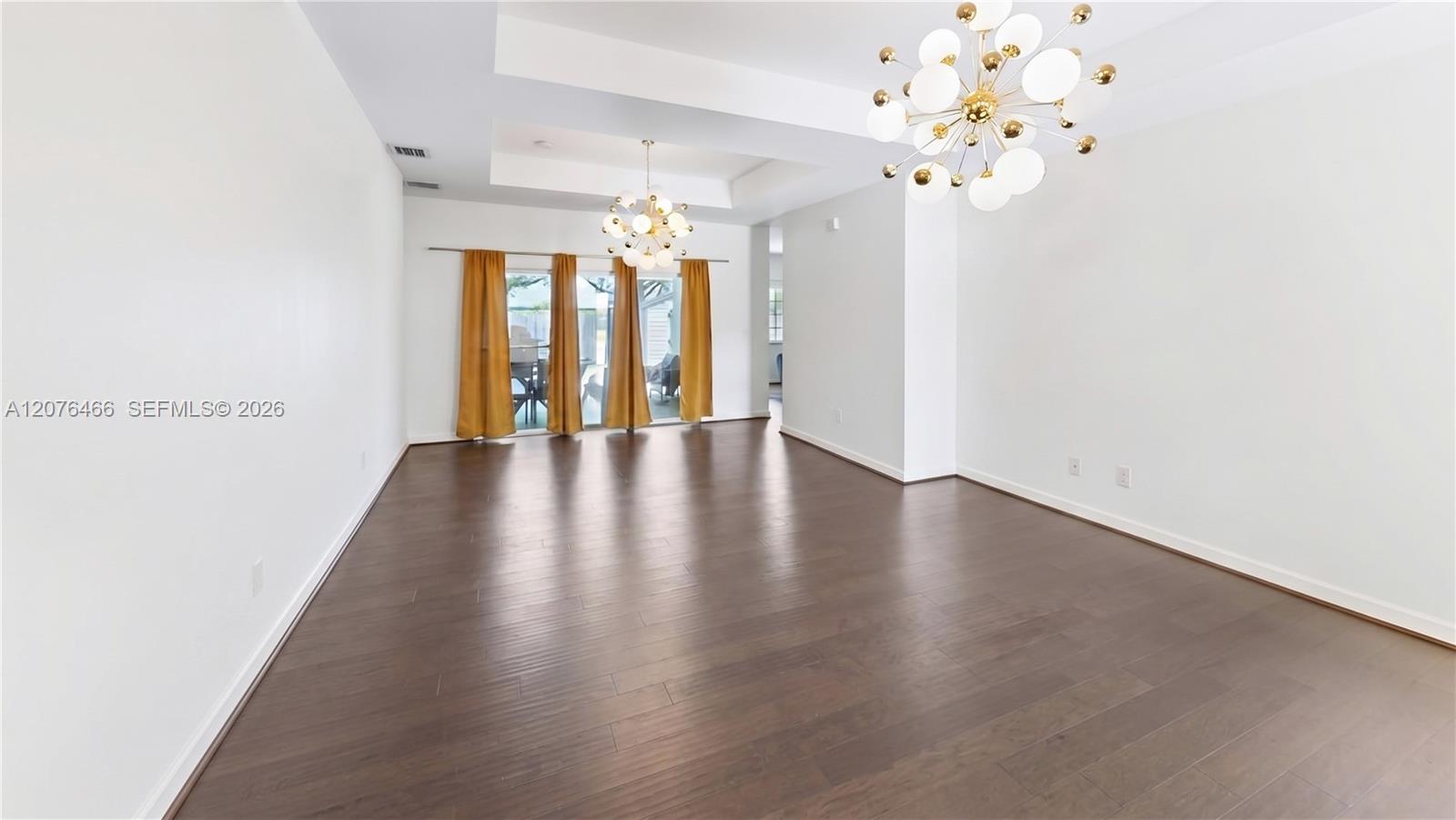 See details 2851 3 / 2 1443 sq. ft. $ 2026-10-25 0 Photo