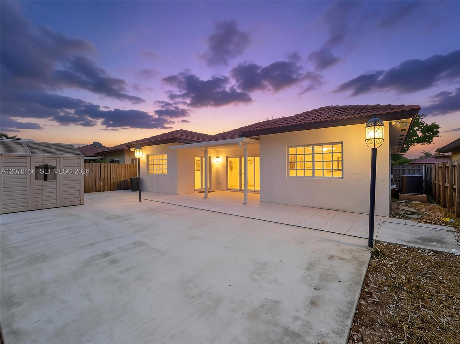 See details 2851 3 / 2 1443 sq. ft. $ 2026-10-25 0 Photo