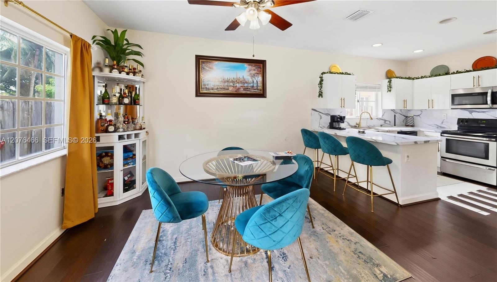 See details 2851 3 / 2 1443 sq. ft. $ 2026-10-25 0 Photo