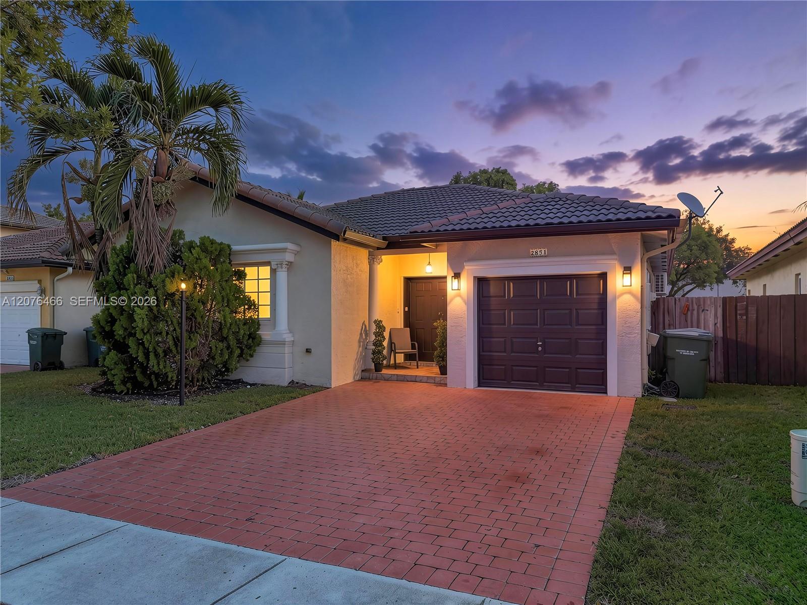 See details 2851 3 / 2 1443 sq. ft. $ 2026-10-25 0 Photo