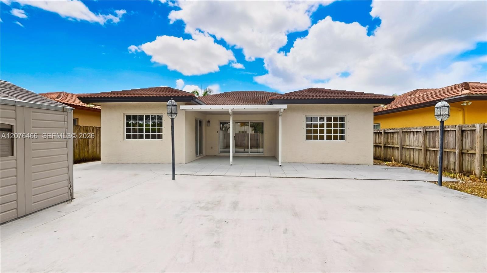 See details 2851 3 / 2 1443 sq. ft. $ 2026-10-25 0 Photo