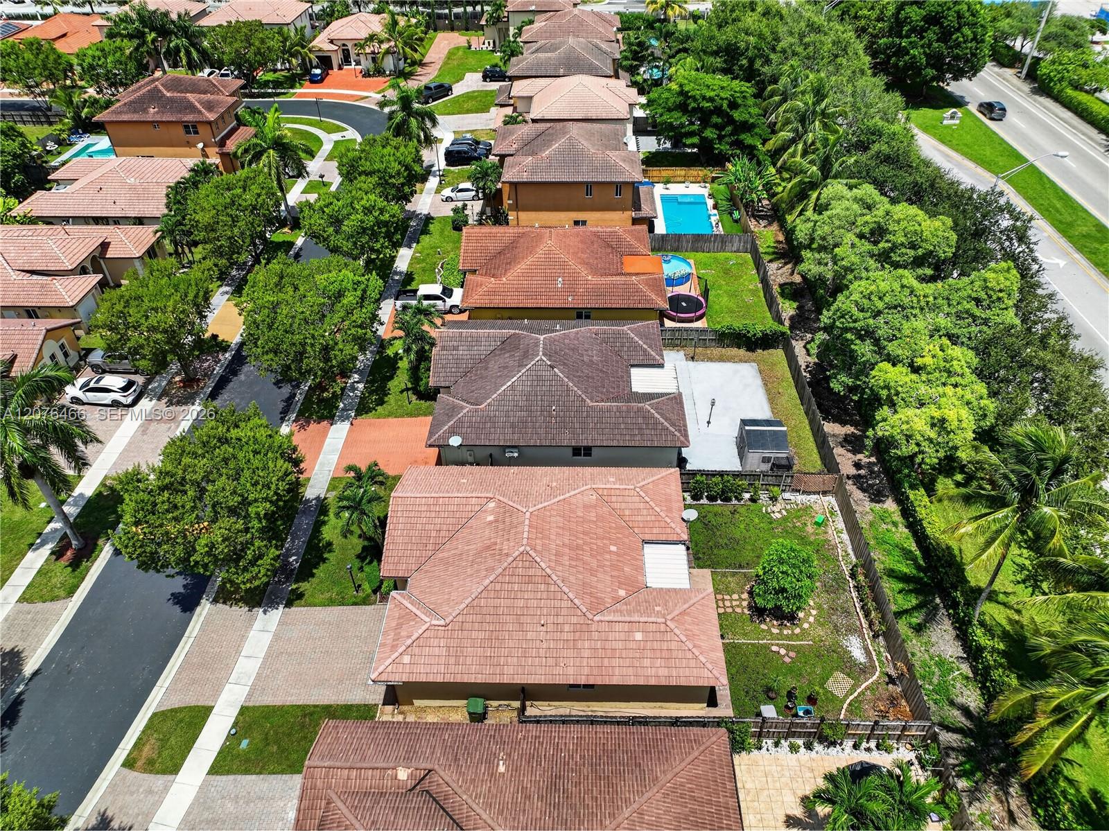 See details 2851 3 / 2 1443 sq. ft. $ 2026-10-25 0 Photo