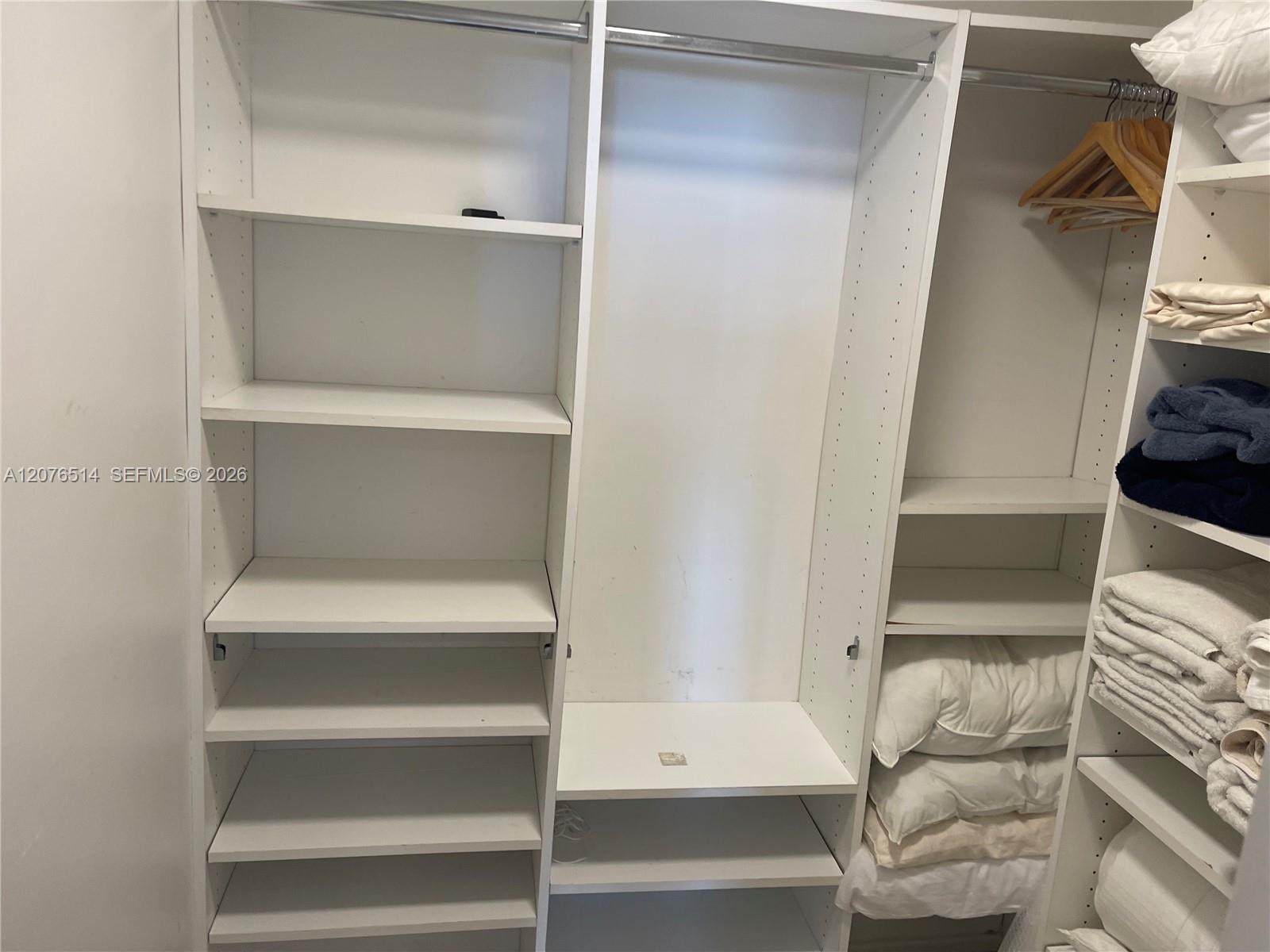 1924 2 / 2 1357 sq. ft. $ 2026-08-24 0 Photo
