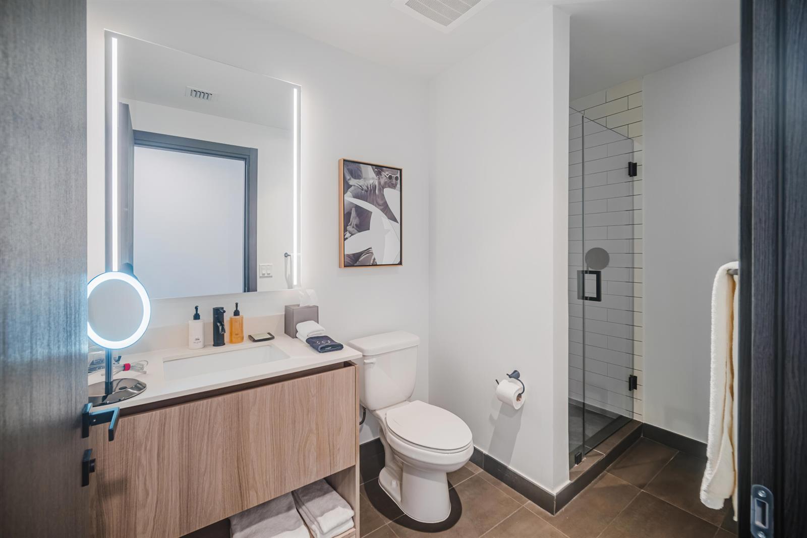 1515 1 / 1 560 sq. ft. $ 2026-08-25 0 foto