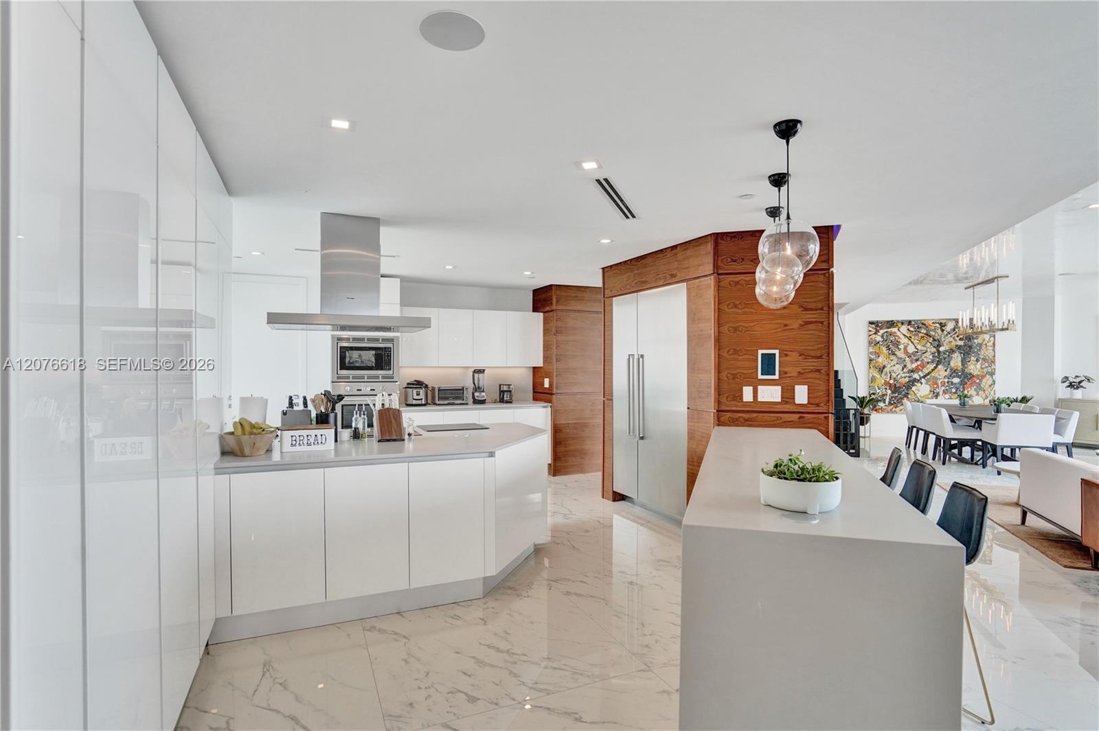 See details PH2 4 / 4 4078 sq. ft. $ 2026-08-24 0 Photo