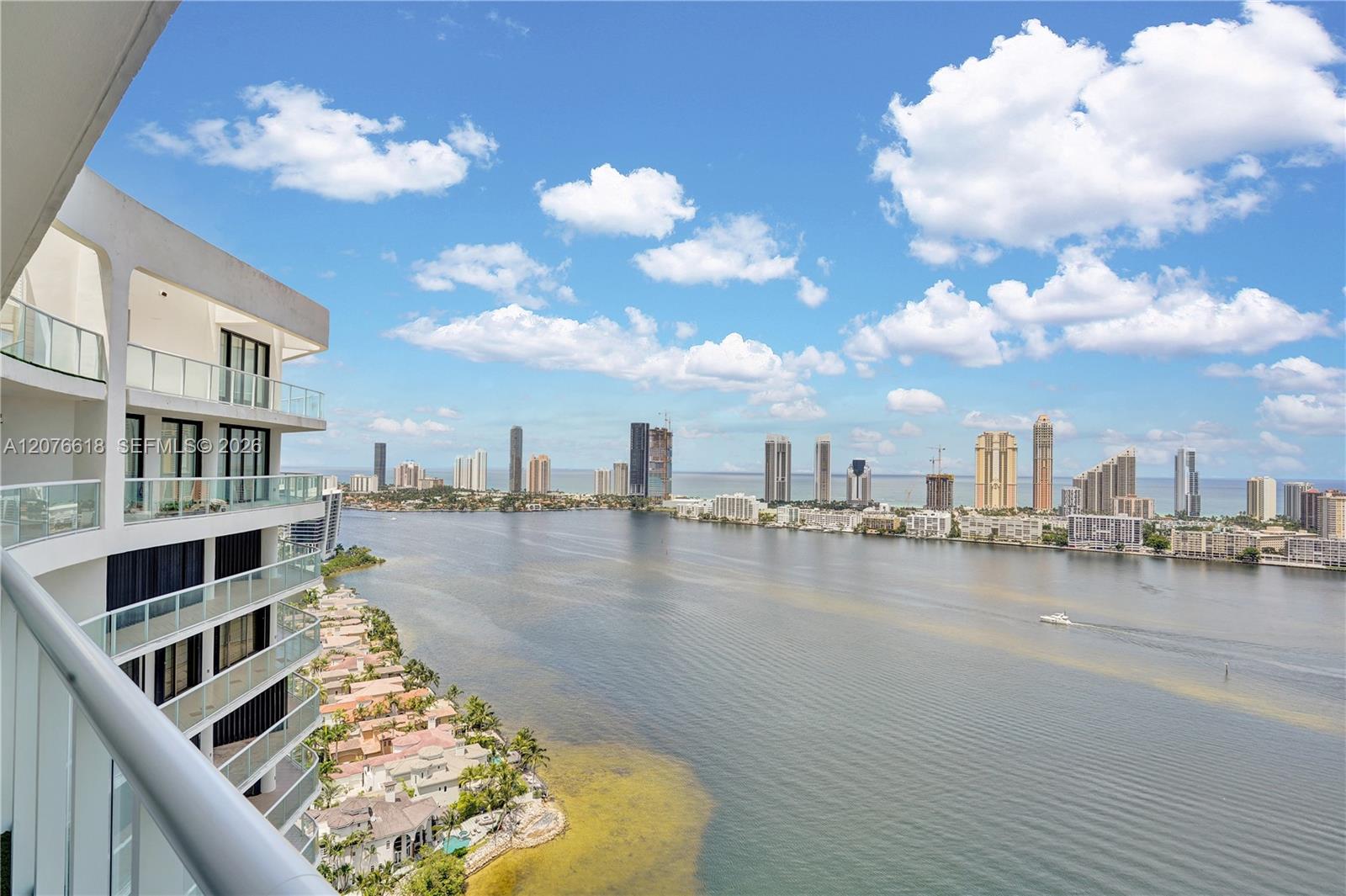 See details PH2 4 / 4 4078 sq. ft. $ 2026-08-24 0 Photo