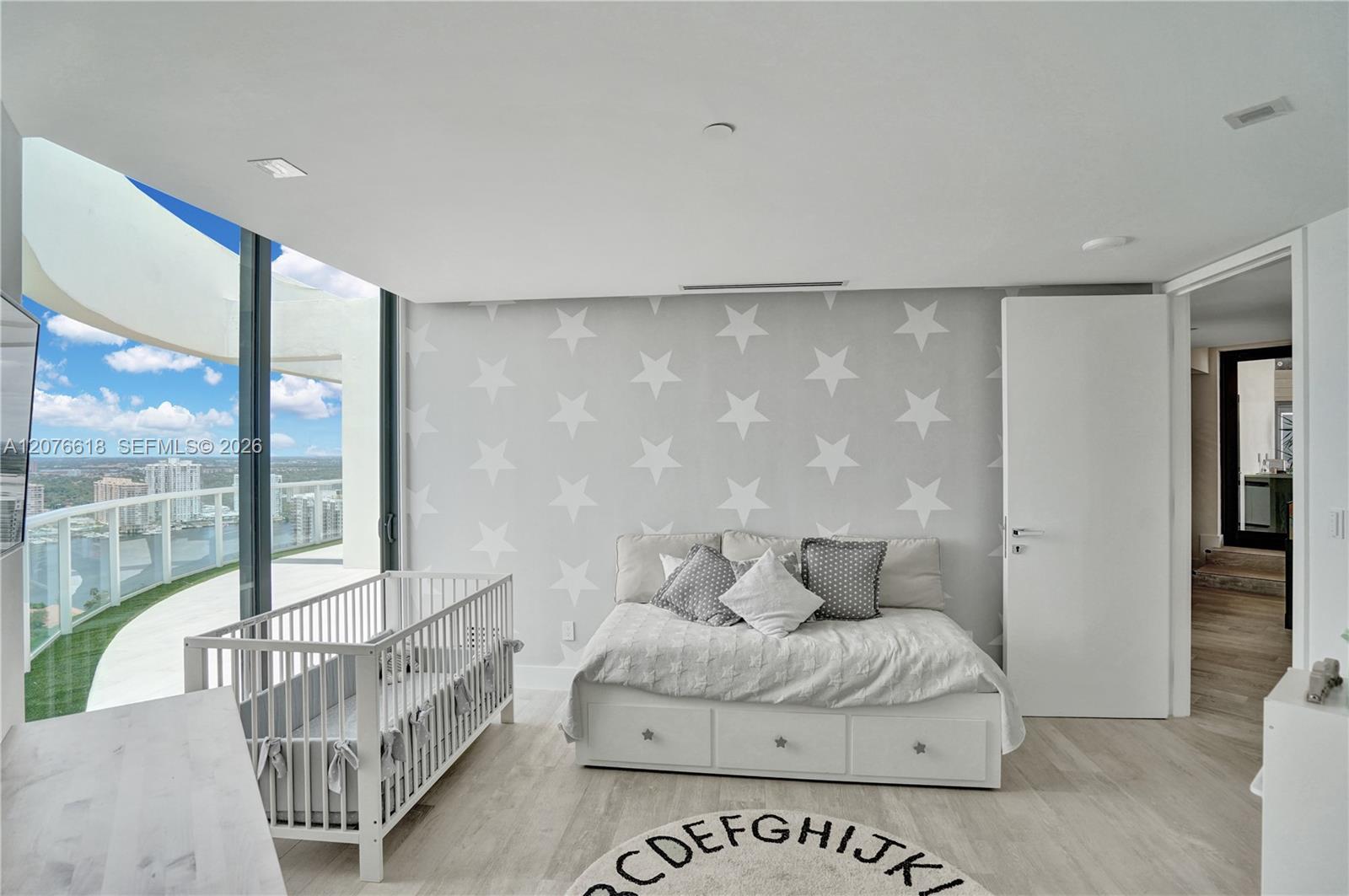See details PH2 4 / 4 4078 sq. ft. $ 2026-08-24 0 Photo