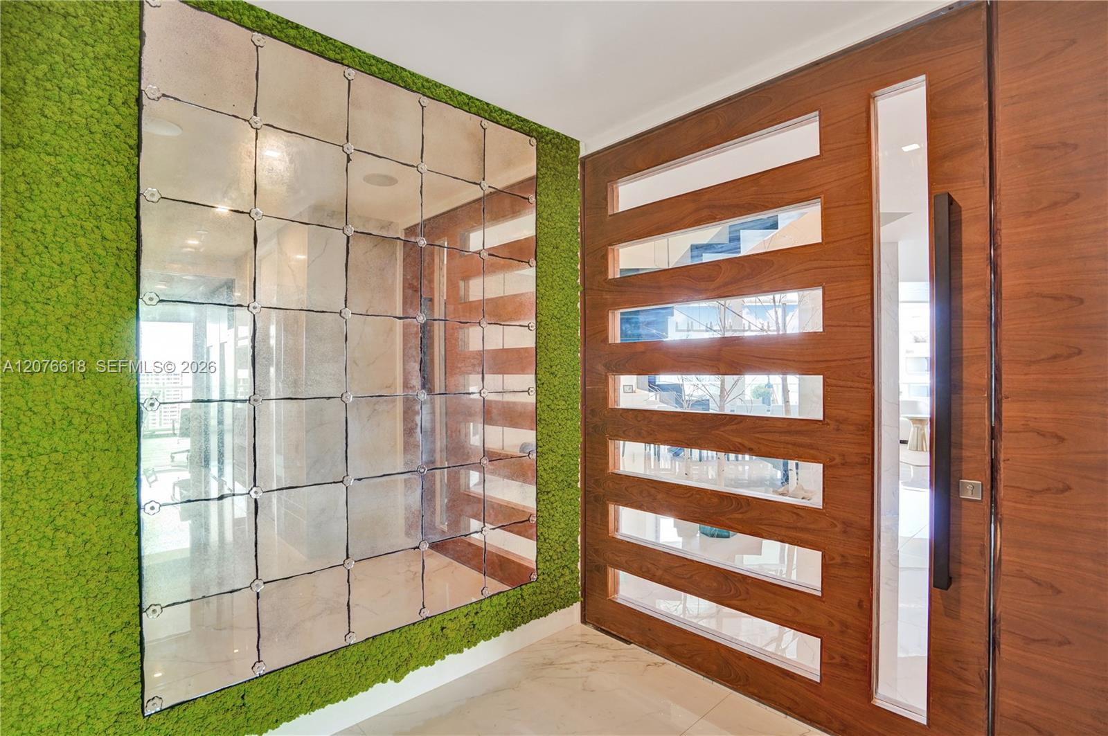 See details PH2 4 / 4 4078 sq. ft. $ 2026-08-24 0 Photo
