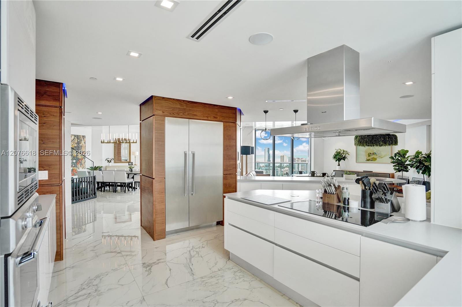 See details PH2 4 / 4 4078 sq. ft. $ 2026-08-24 0 Photo