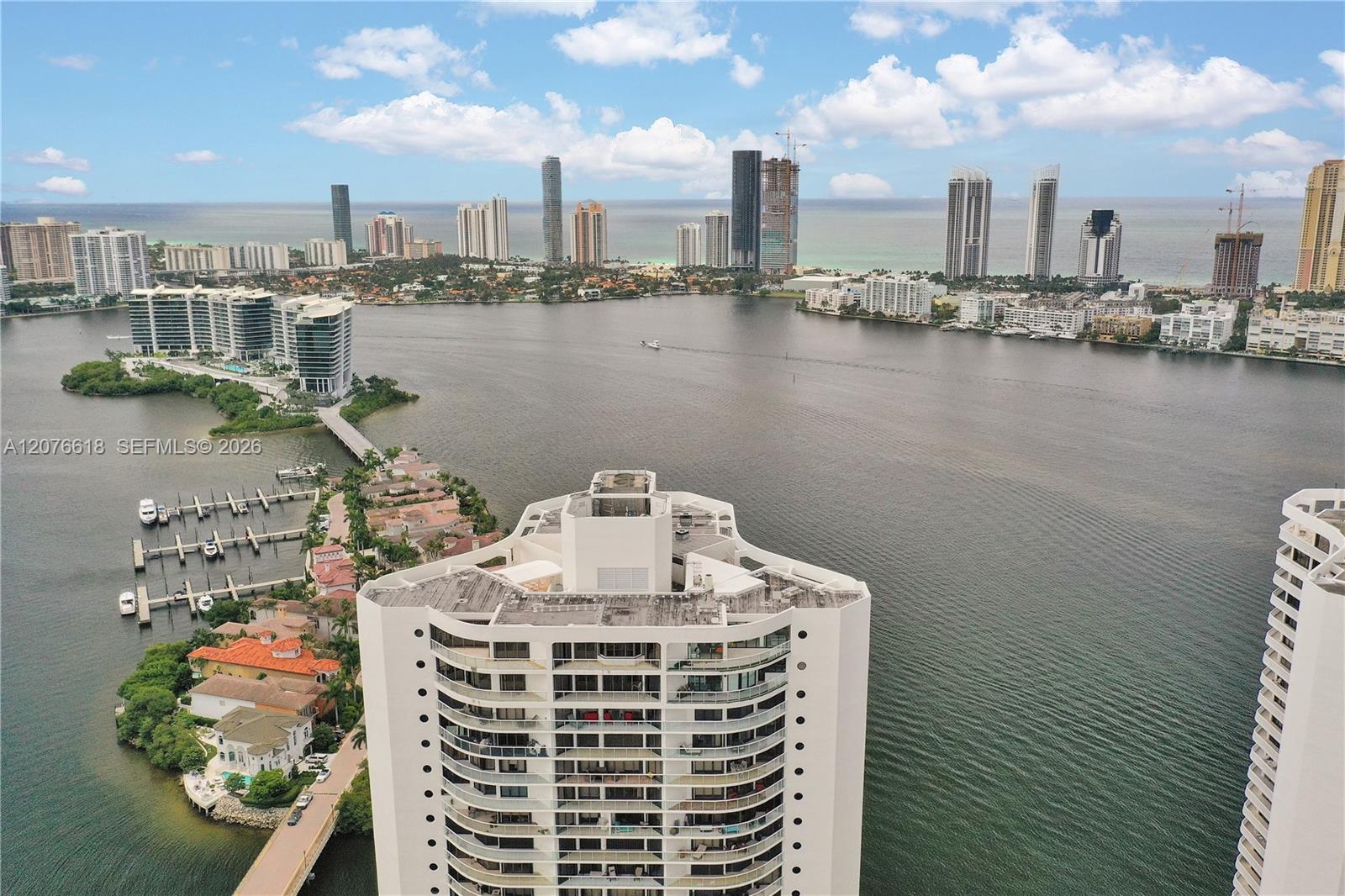 See details PH2 4 / 4 4078 sq. ft. $ 2026-08-24 0 Photo