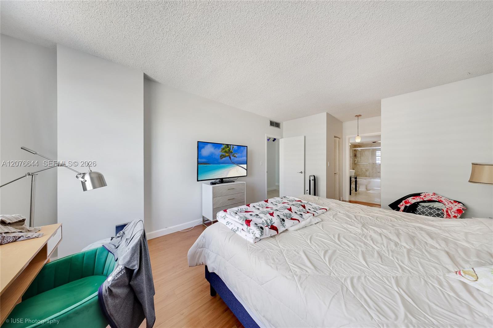 5F 2 / 2 1340 sq. ft. $ 2026-08-24 0 Photo