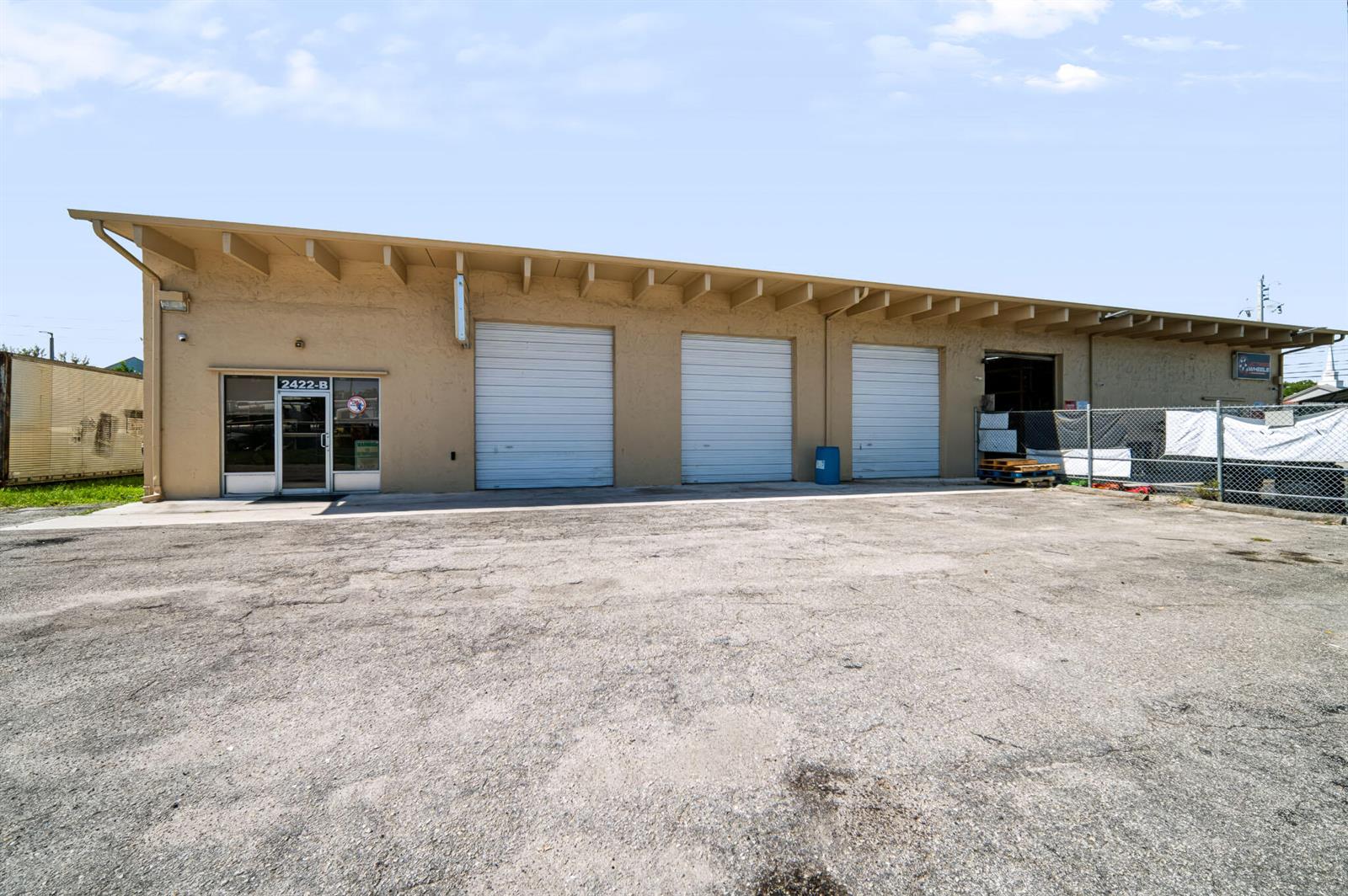   / 0  sq. ft. $ 2026-08-25 0 Photo